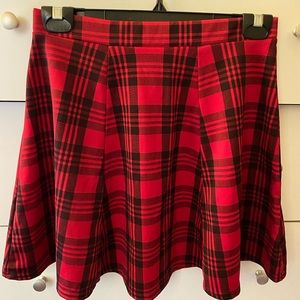 Red plaid skater skirt